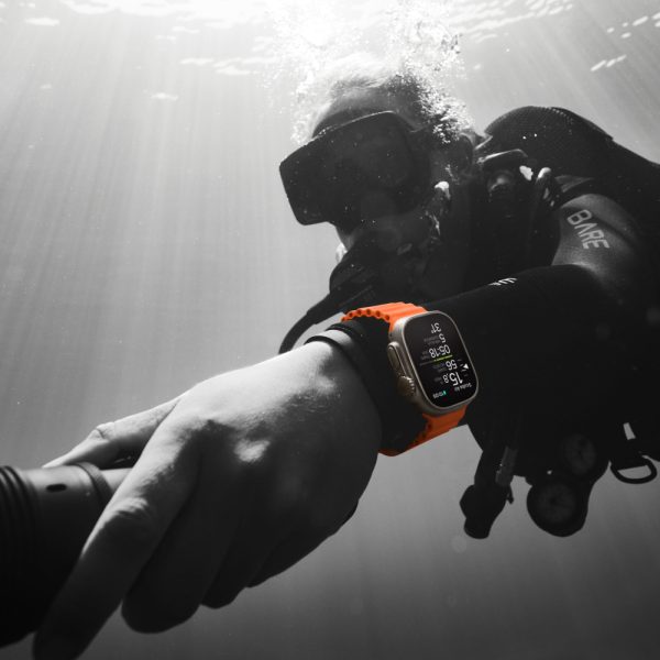Apple Watch Ultra 2 GPS + Cellular, Caja de Titanio de 49mm, Correa Ocean Deportivo Color Azul  Movilidad Apple - Image 4